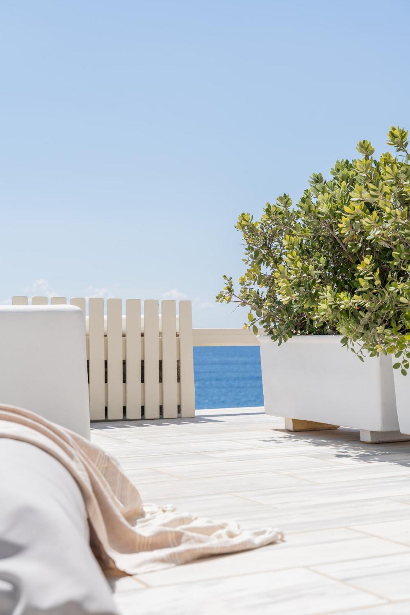 Namaste Boutique Apartments Mykonos Tourlos Exterior photo